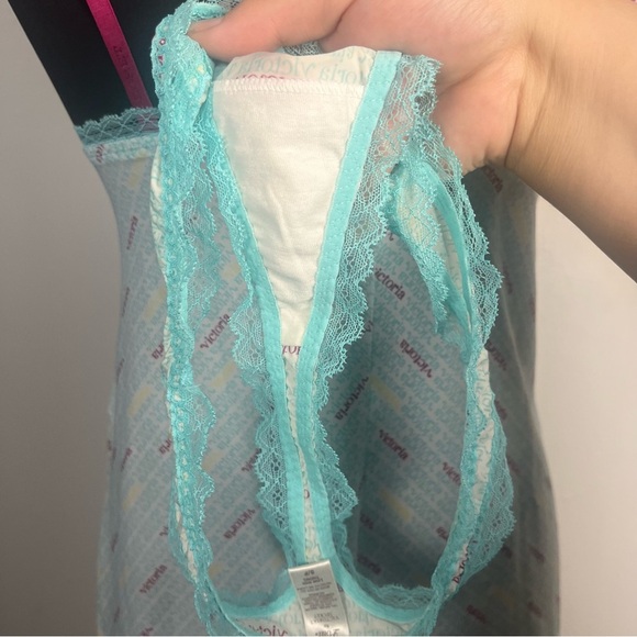 2010 Victorias secret pout nightie and low rise thong  size small - Picture 7 of 10